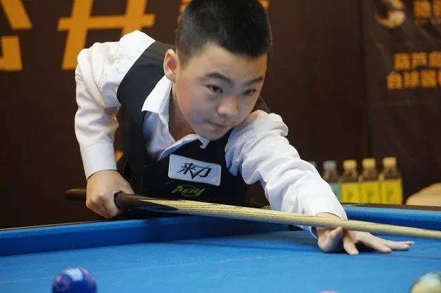 总是捉襟见 总是捉襟见