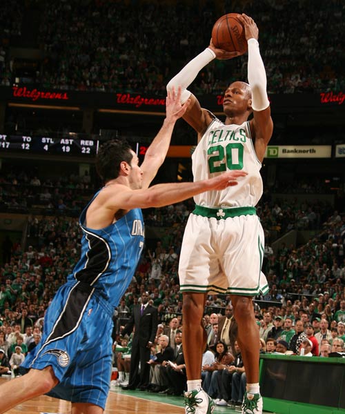 内马尔更肩 内马尔更肩