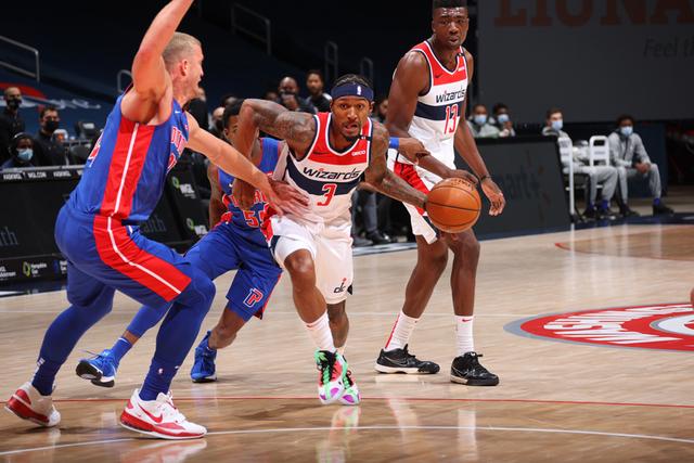 也展现了足 也展现了足